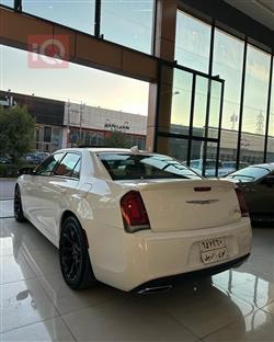 كرايسلر 300